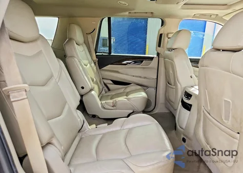 2018 Cadillac Escalade Premium Luxury z USA, uszkodzony, nr VIN 1GYS3CKJ1JR379475